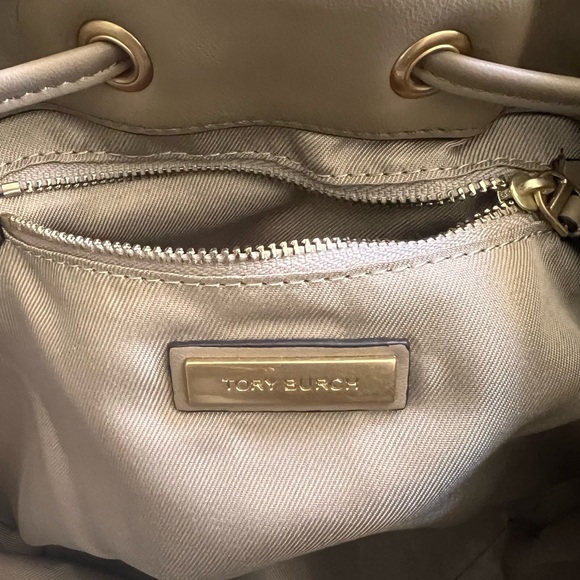 Tory Burch Tan Shoulder Bag with Drawstring Closure and Quilted Texture - Picture 9 of 10